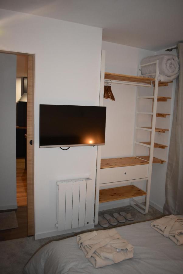 Le Duclos, Appartement Rez-De-Jardin Dinan Centre Eksteriør bilde
